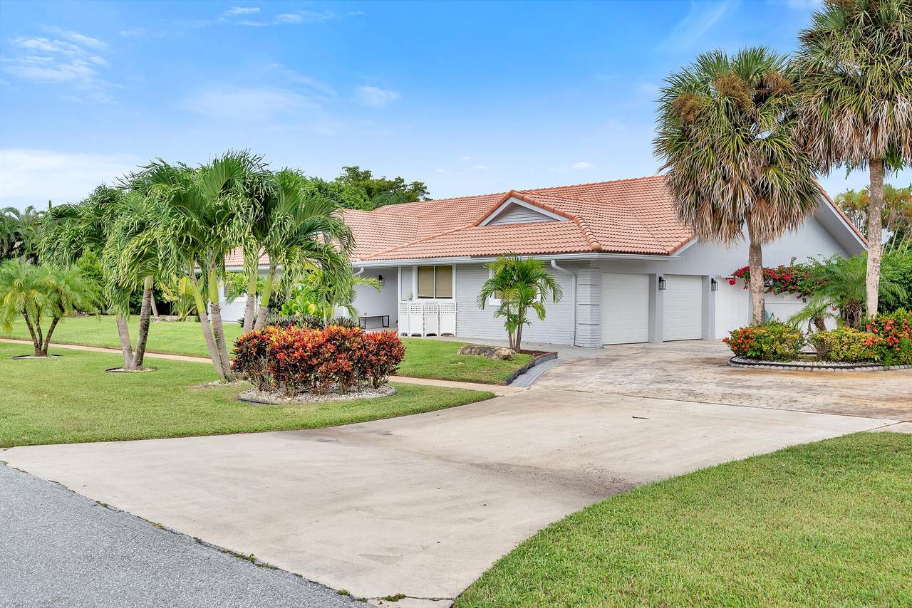 11240 Wingfoot Drive - Photo 1