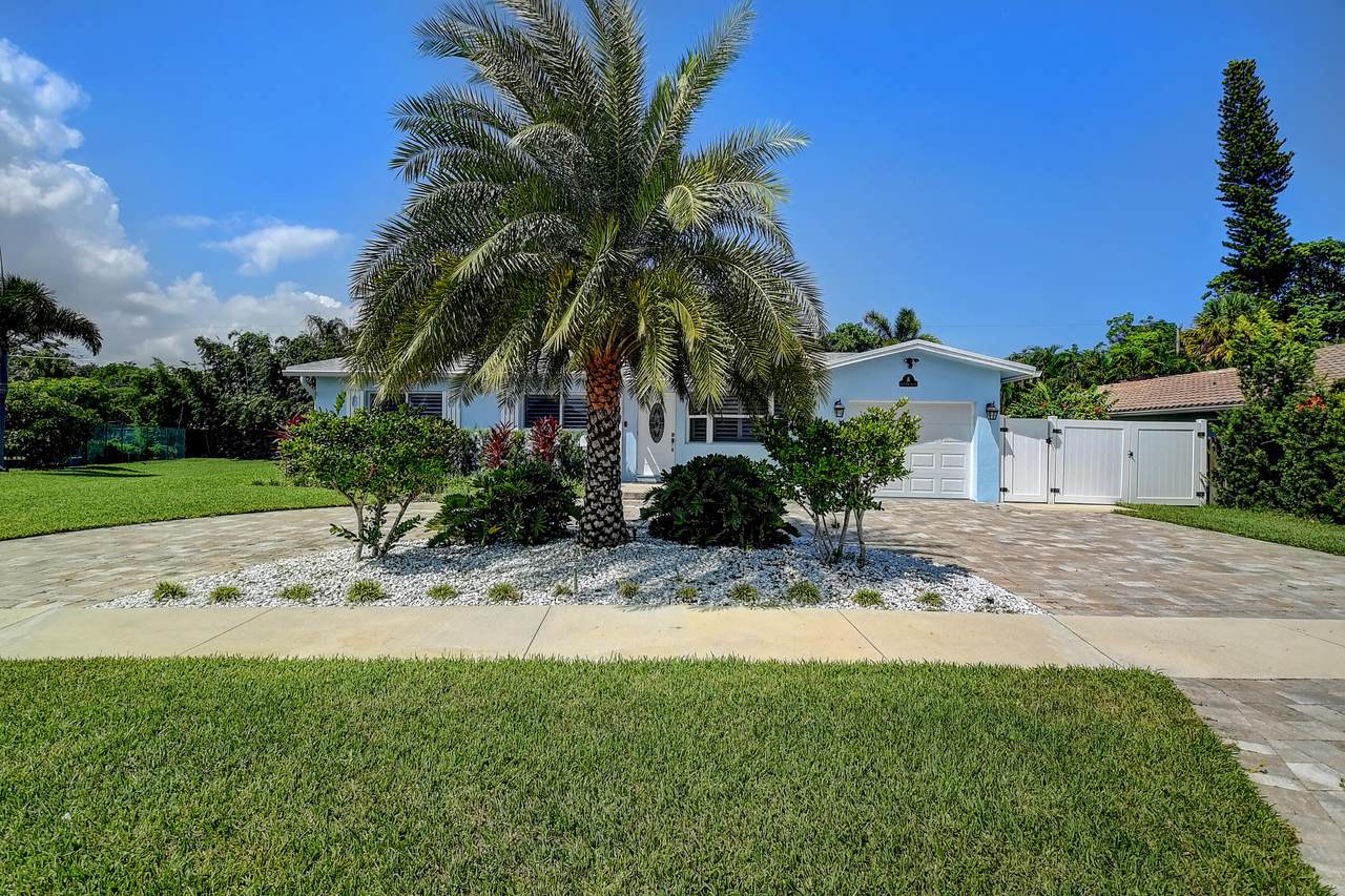 1671 11th Street - Photo 1