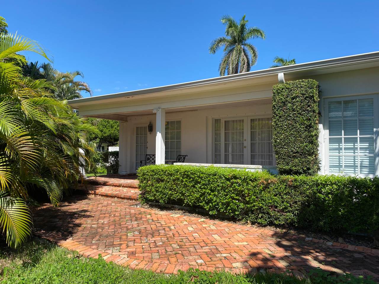231 Venetian Drive - Photo 1
