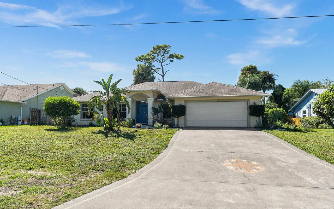 716 Hibiscus Avenue - Photo 1