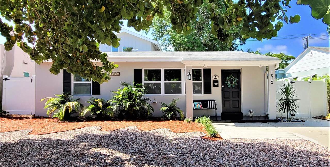 1012 Sunset Road - Photo 1