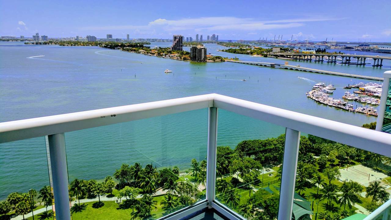 1800 Bayshore Drive - Photo 1