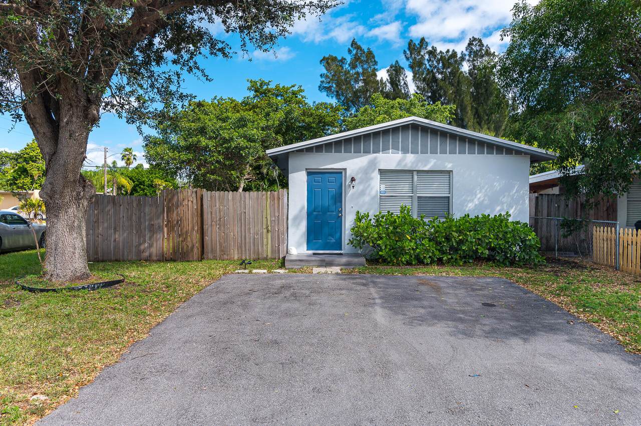 301 Lancaster Street - Photo 1