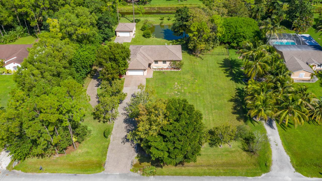 11417 61st Street - Photo 1