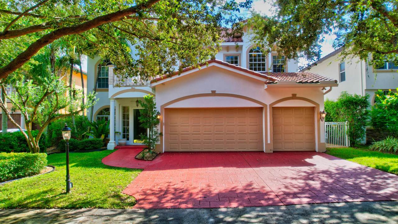 1835 Copley Place - Photo 1