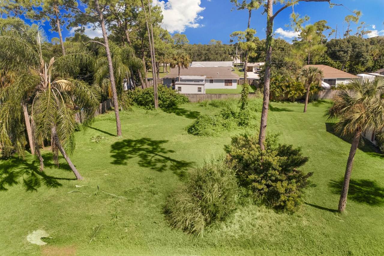 7902 Westmont Drive - Photo 1