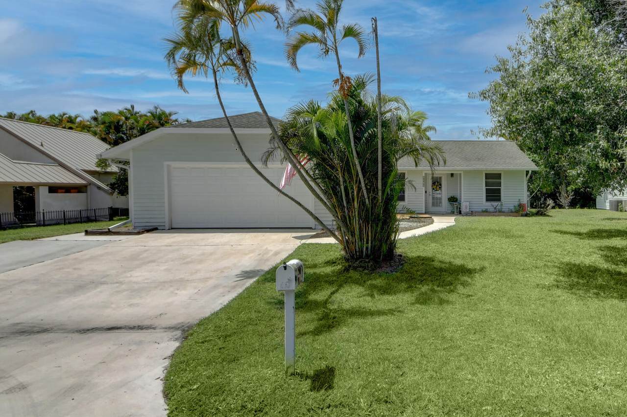 1310 Vizcaya Circle - Photo 1