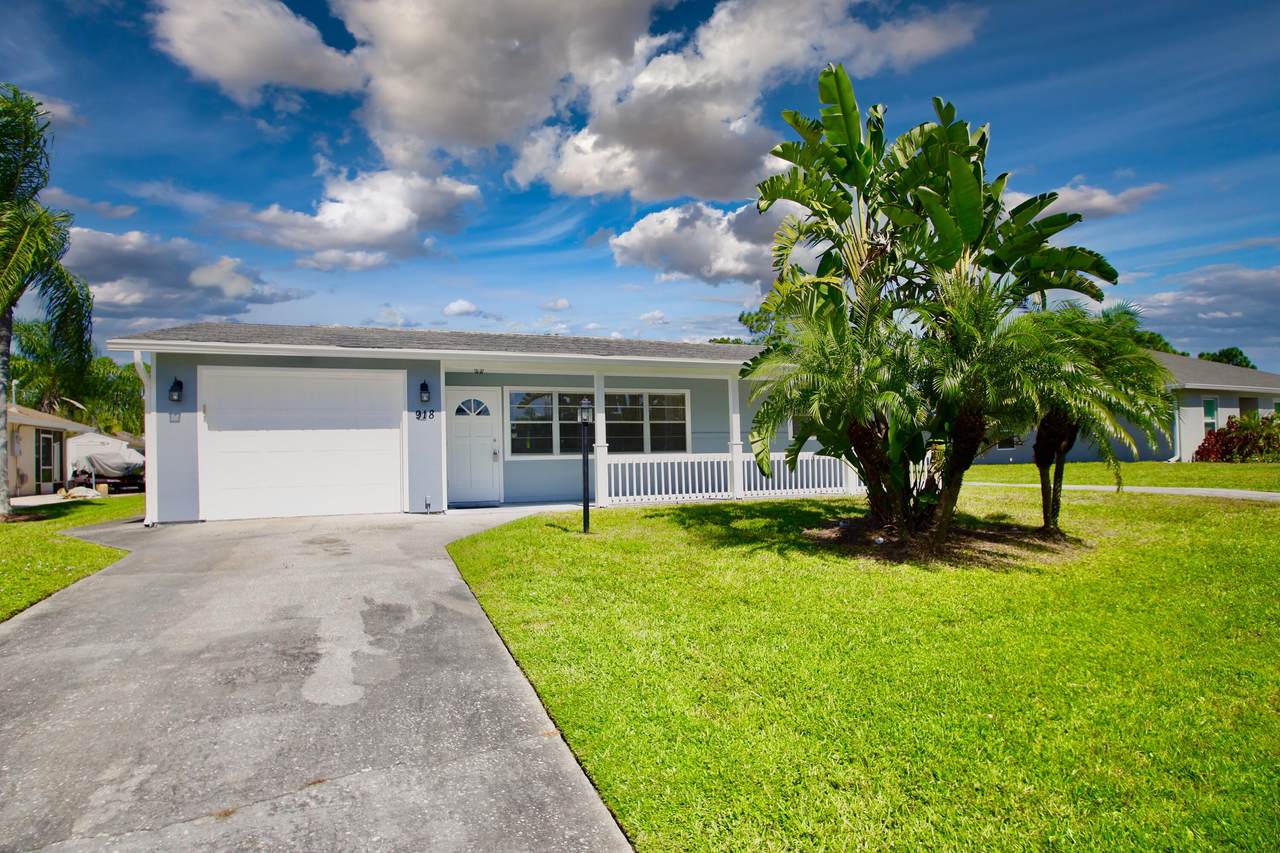 918 Bermuda Avenue - Photo 1