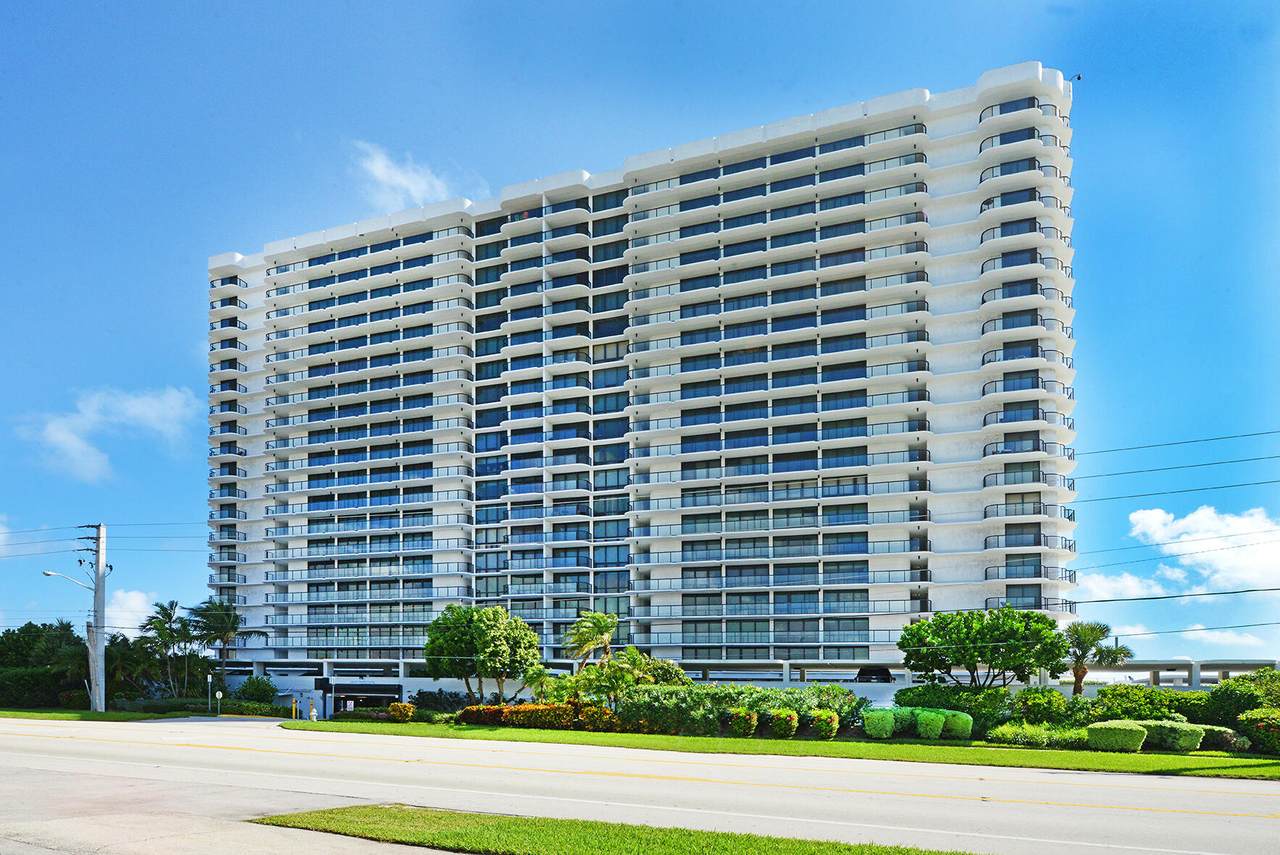 250 Ocean Boulevard - Photo 1
