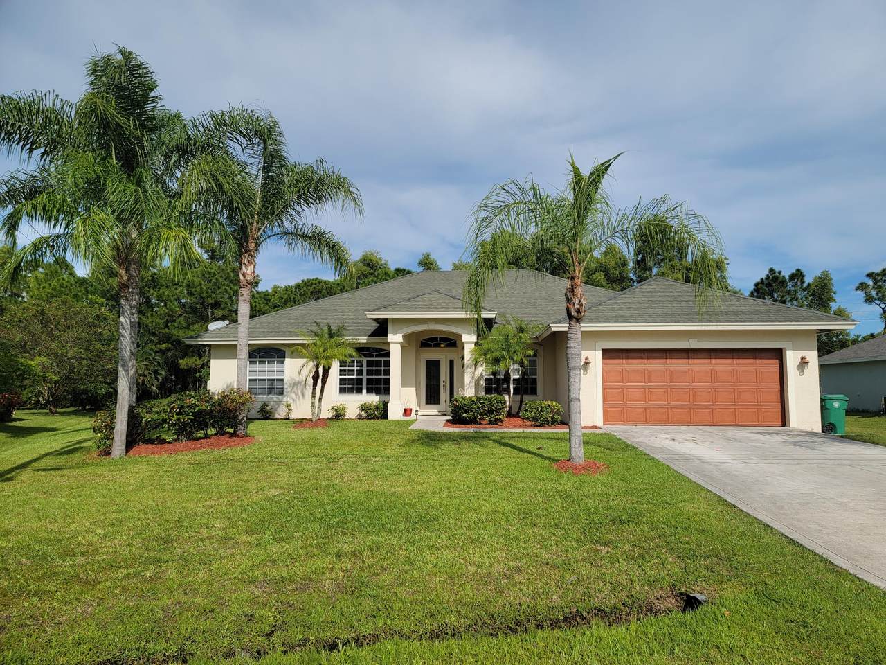 5467 North Crisona Circle - Photo 1