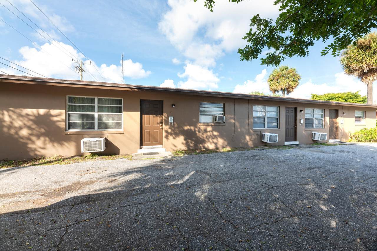 932 Jasmine Drive - Photo 1