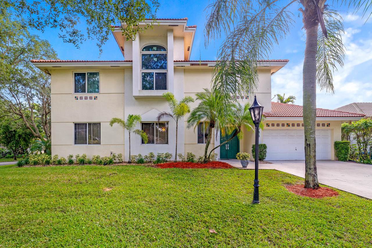 5041 Chardonnay Drive - Photo 1