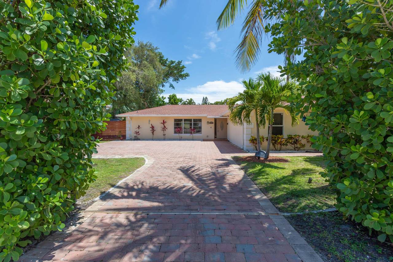 256 Foresteria Drive - Photo 1
