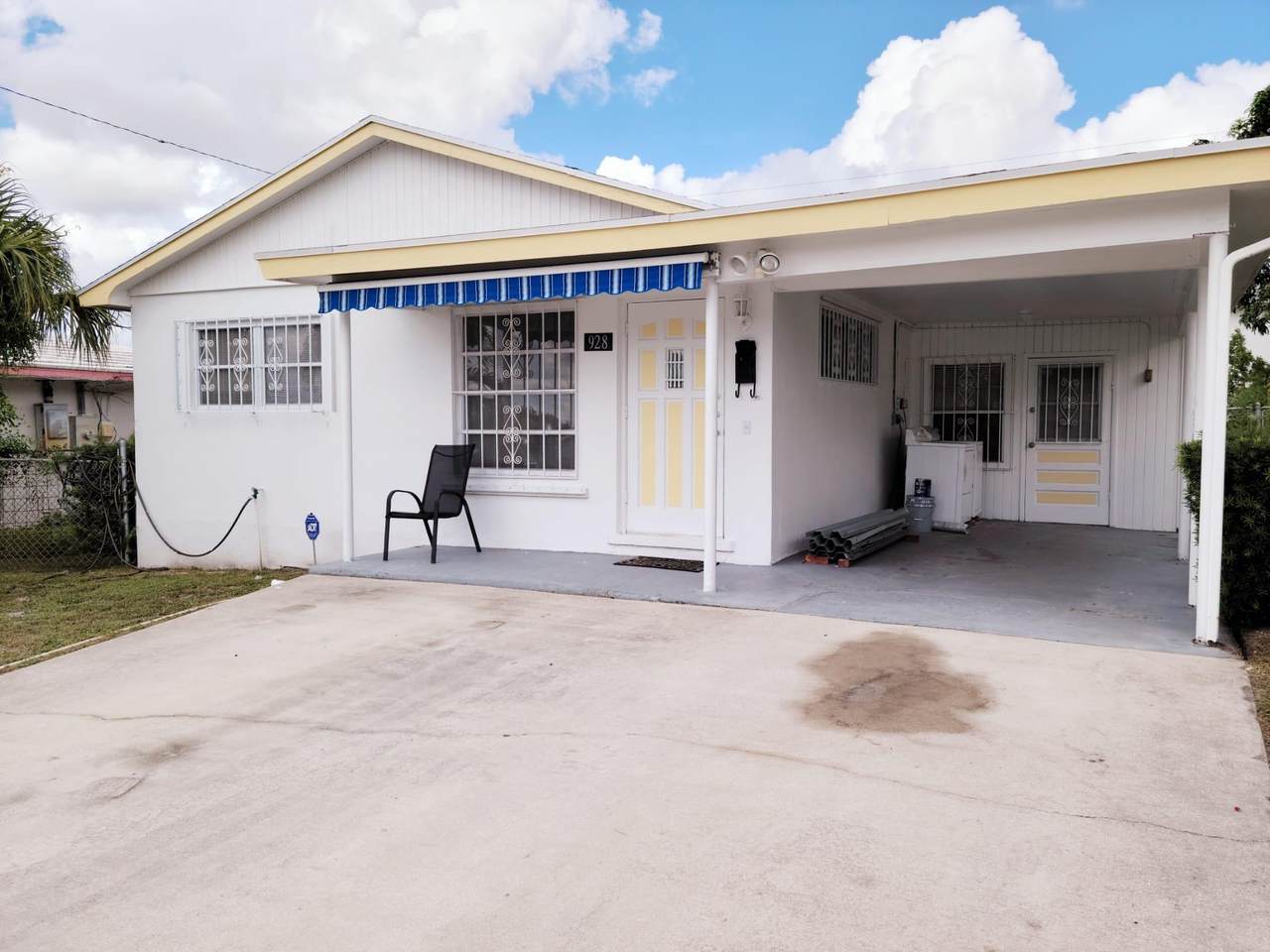 928 6th Street - Photo 1