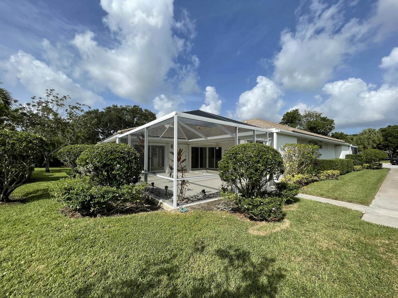 6503 Geminata Oak Court - Photo 1