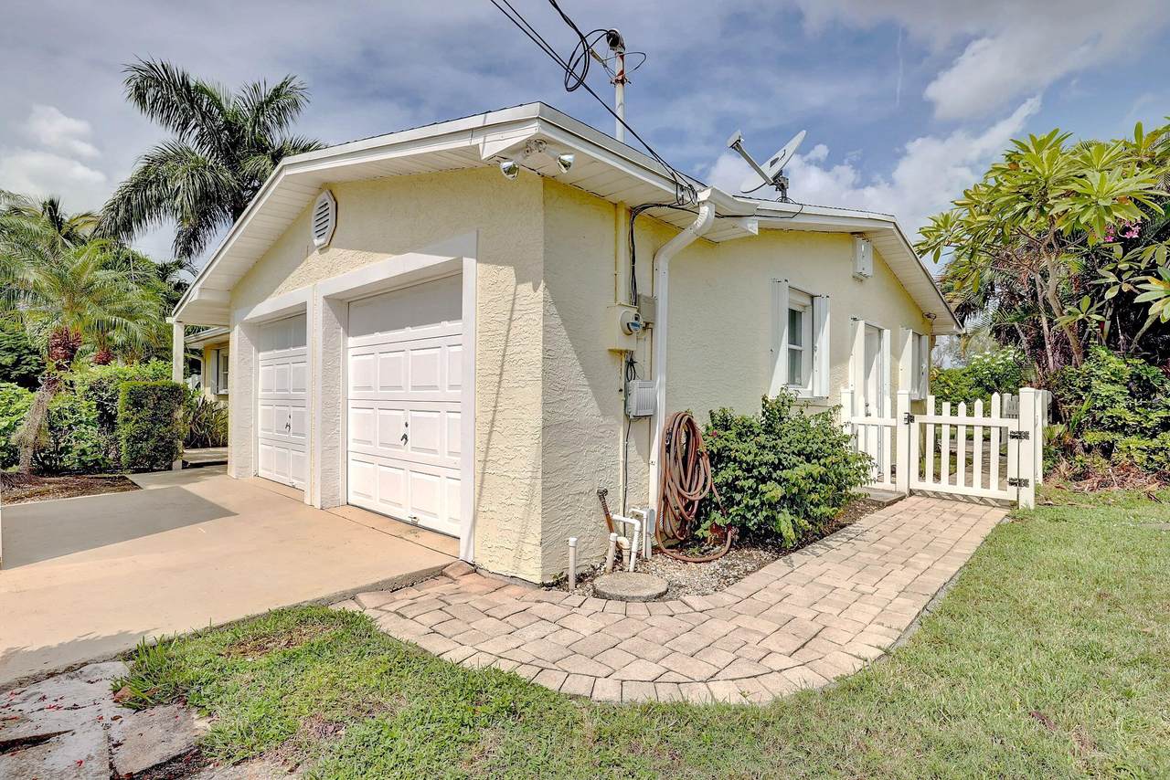 1495 Egret Way - Photo 1