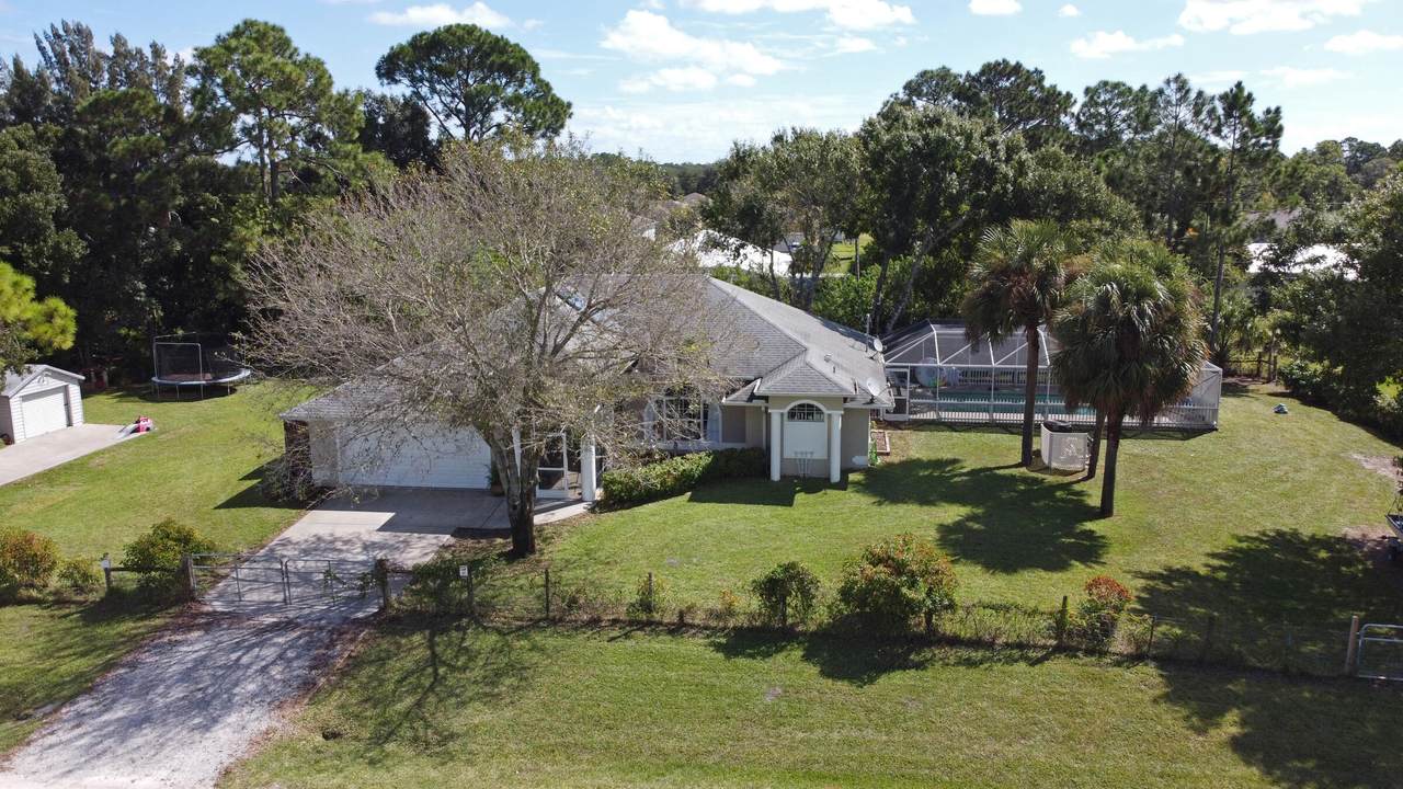 7746 101st Court - Photo 1
