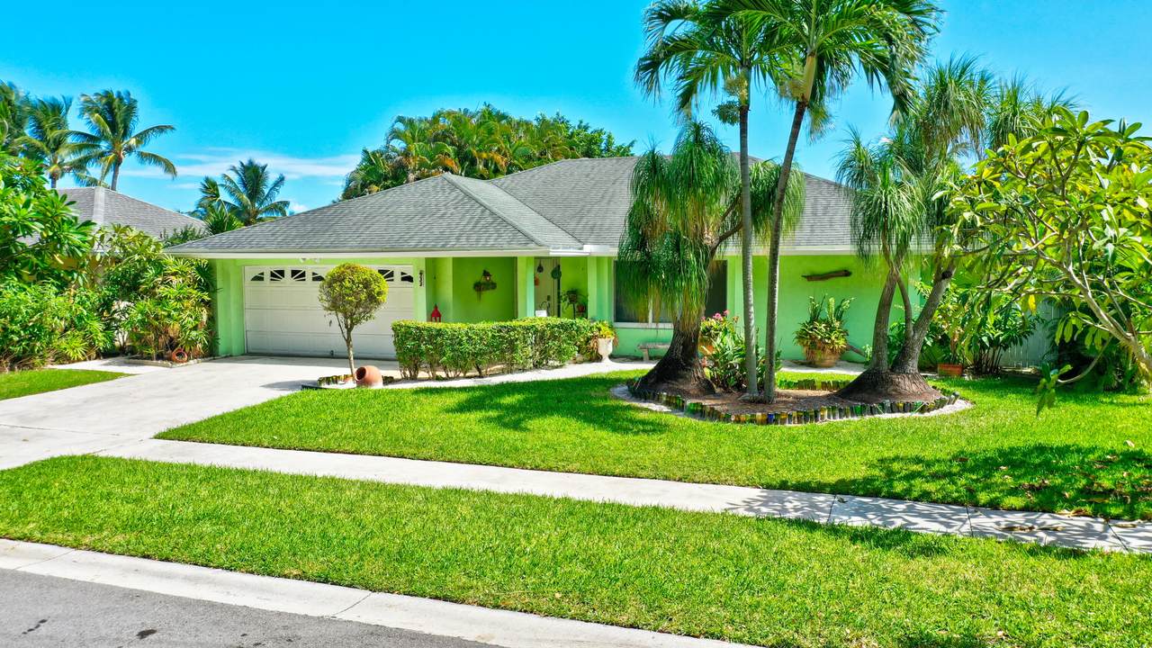 938 Flamango Lake Drive - Photo 1