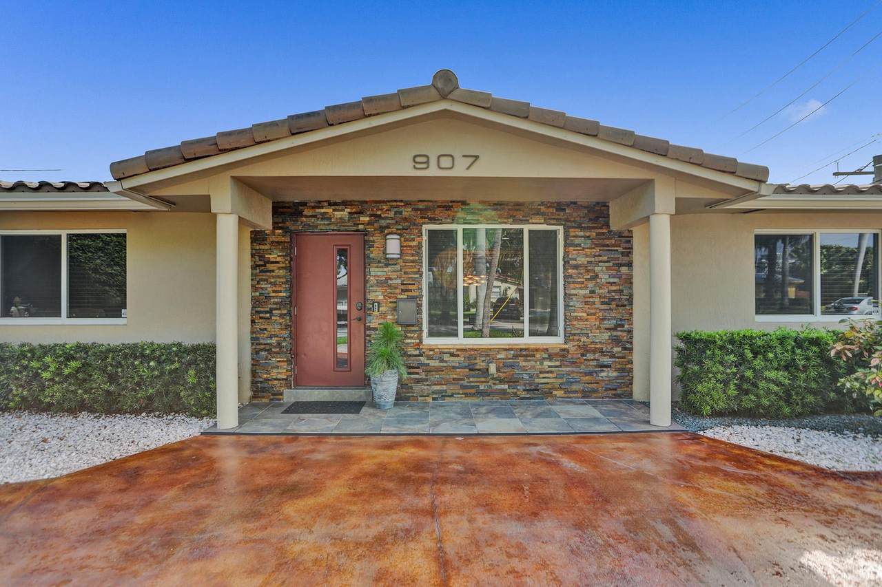 907 13th Avenue - Photo 1