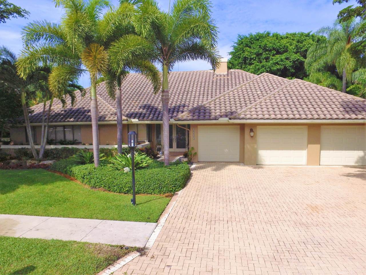 7764 Mandarin Drive - Photo 1