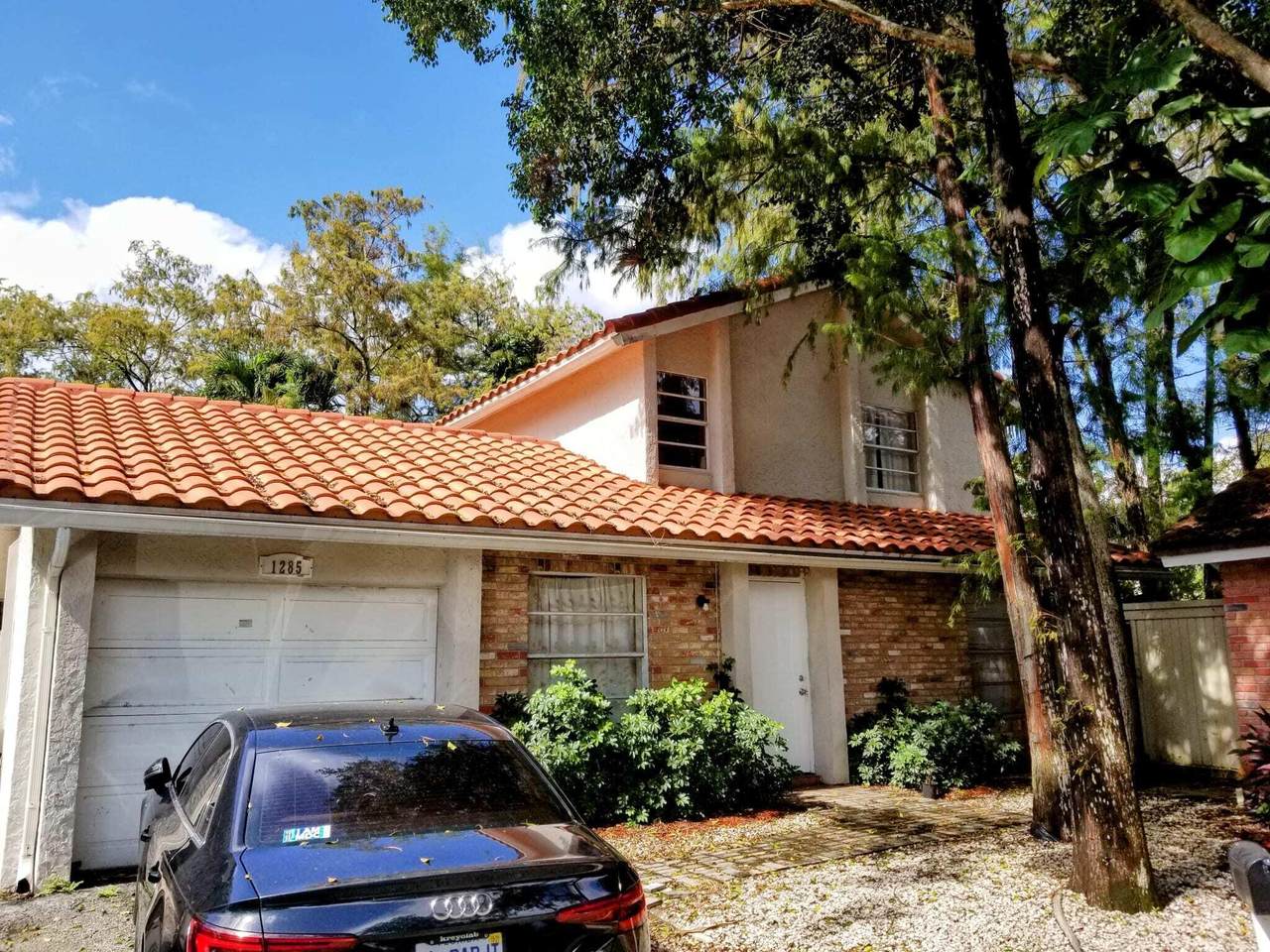1285 89th Drive - Photo 1