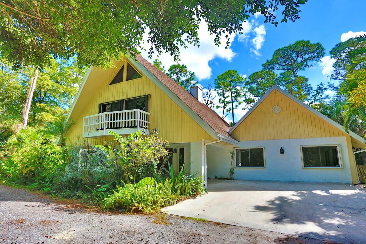 1526 Gallop Drive - Photo 1