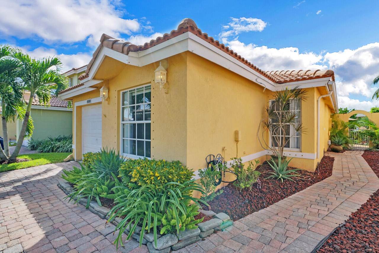 6698 Duval Avenue - Photo 1