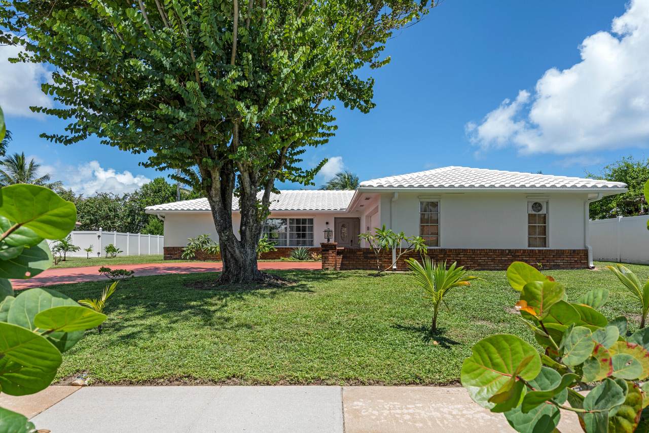 1919 Crafton Road - Photo 1