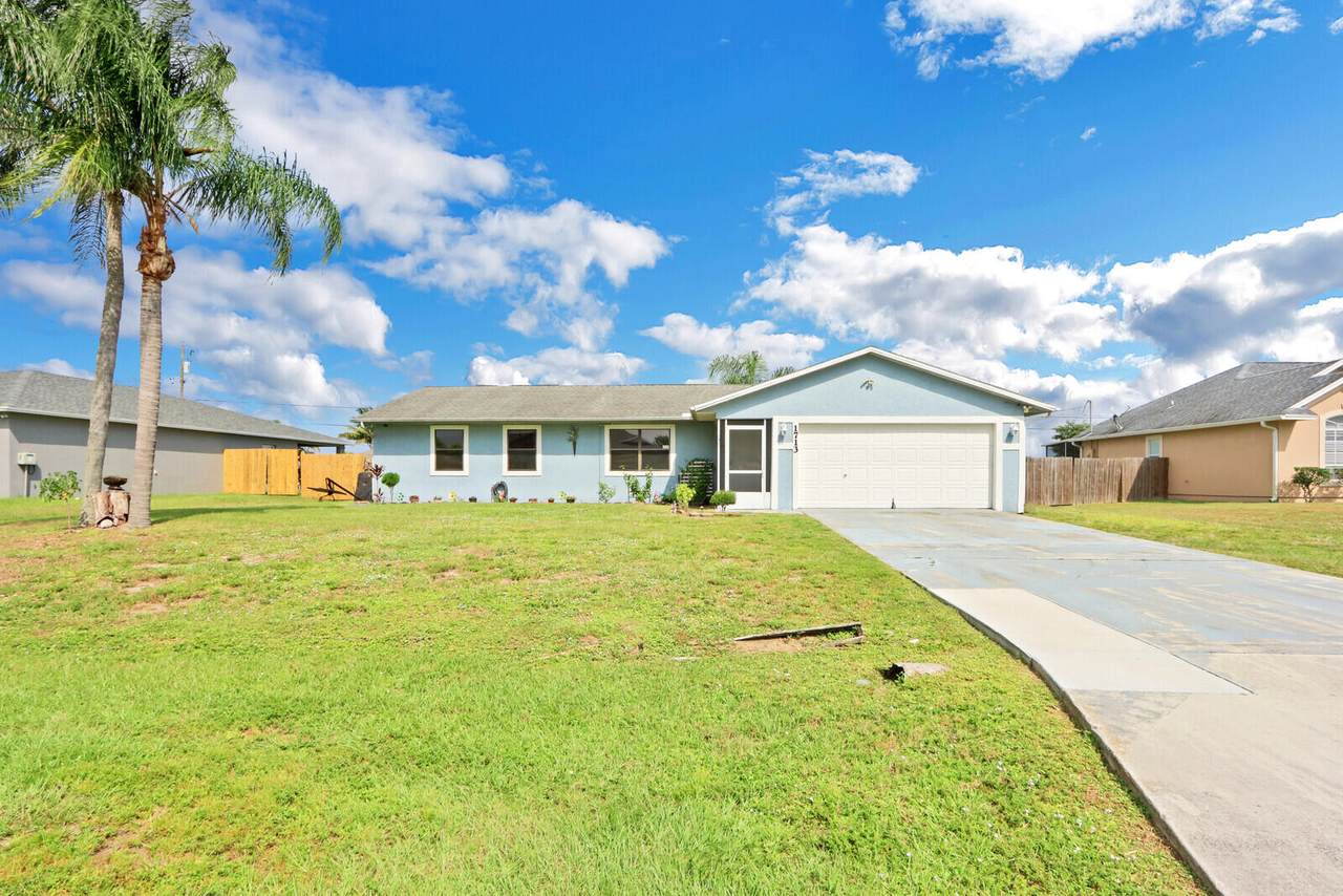1713 Monterrey Lane - Photo 1