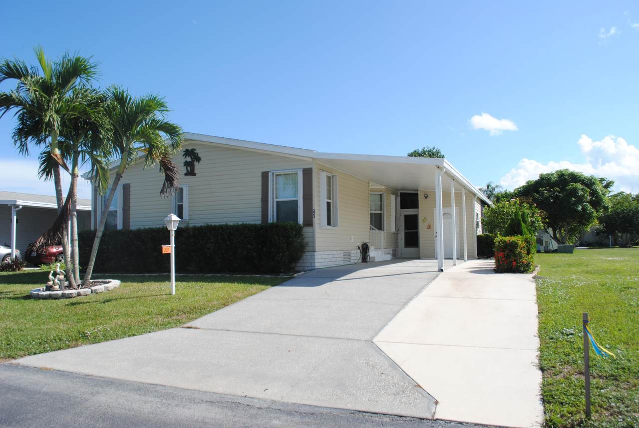 223 Sandy Bottom Place - Photo 1