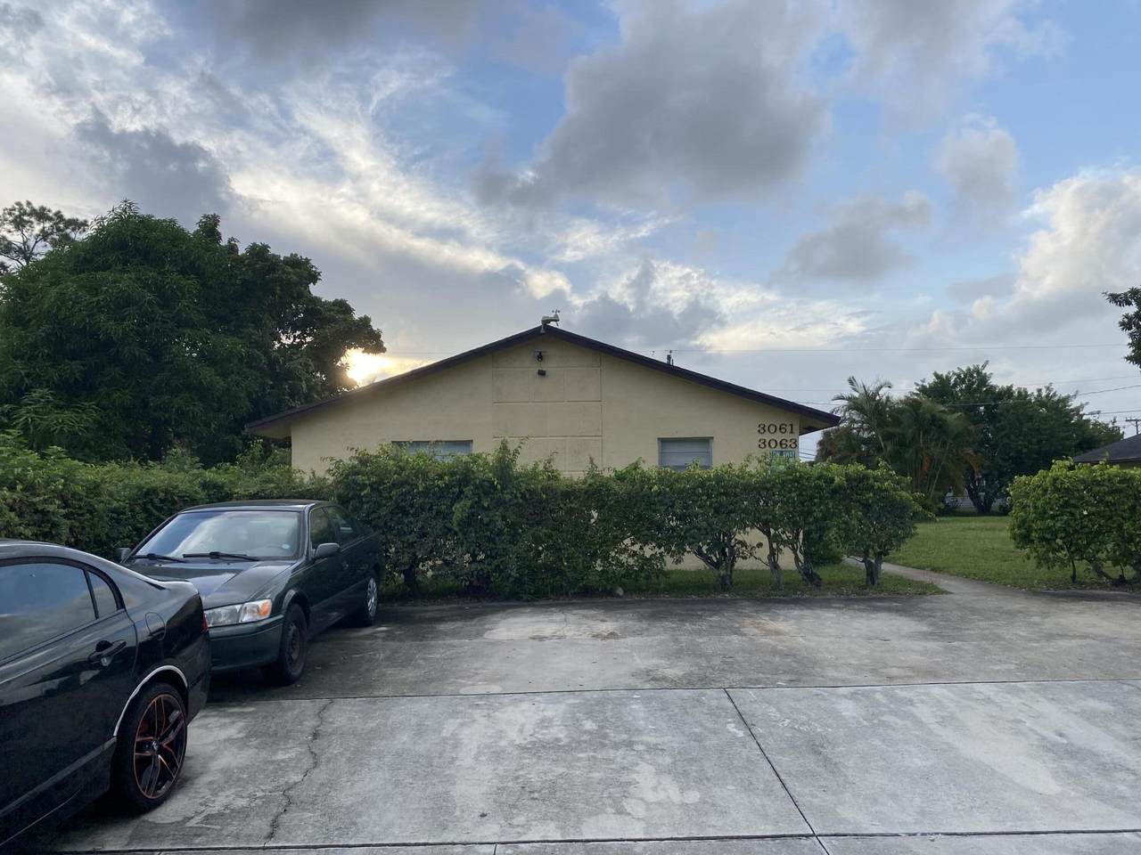 3061 Jennings Avenue - Photo 1