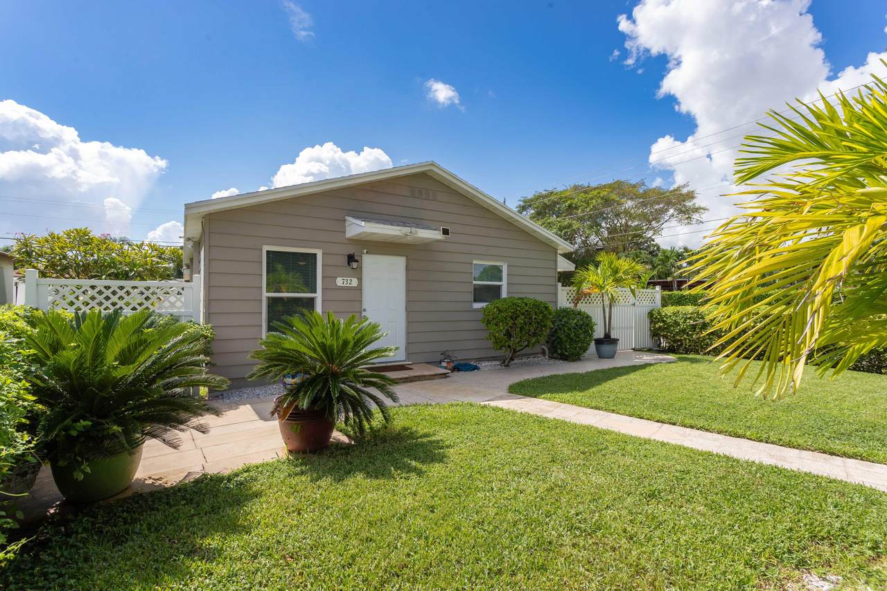 732 Mcintosh Street - Photo 1