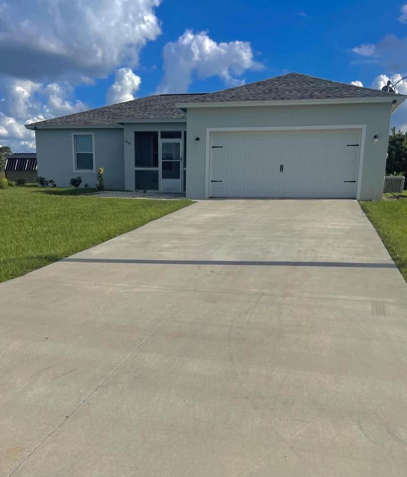 7010 Calder Circle - Photo 1