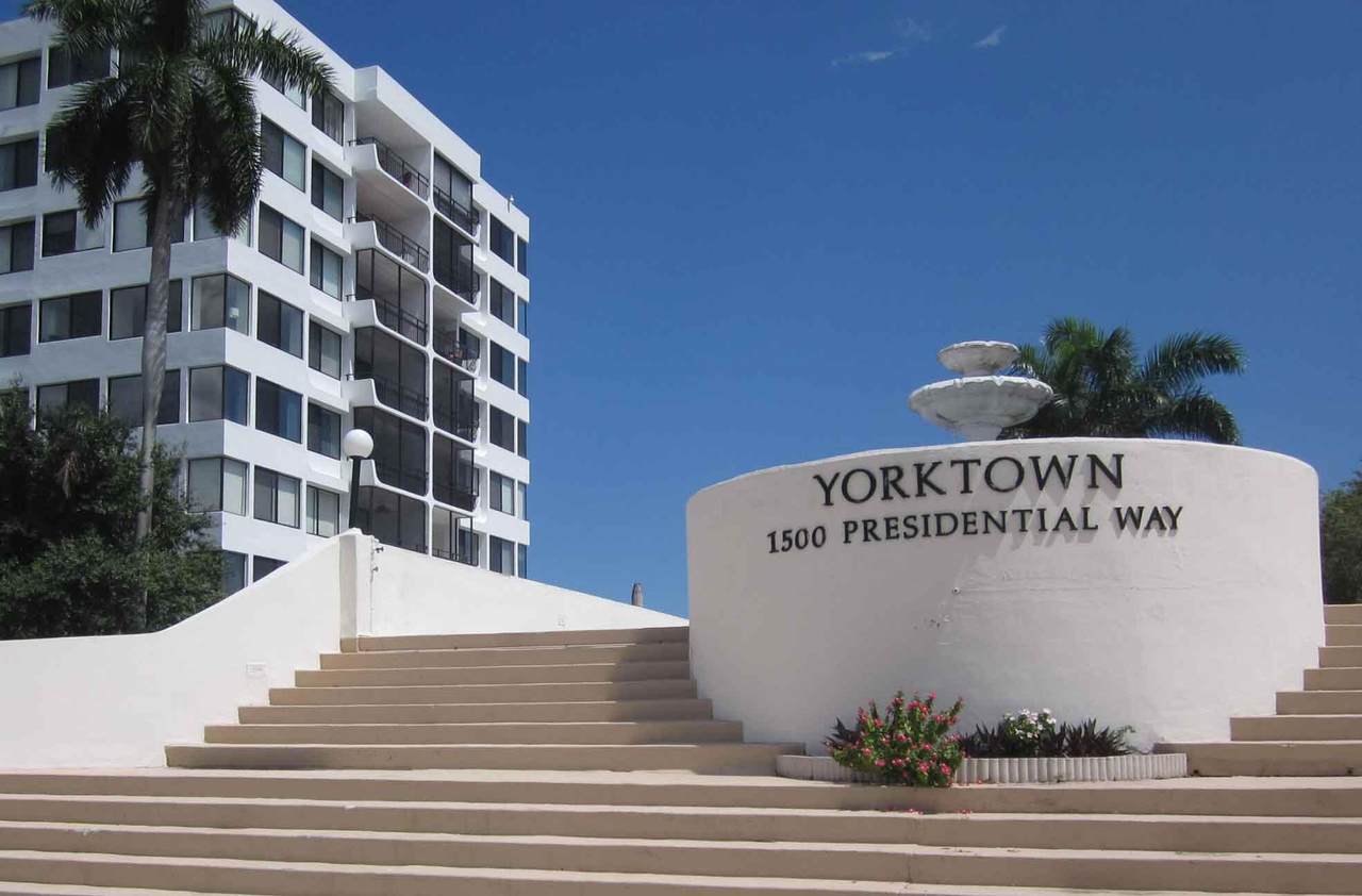 1500 Presidential Way - Photo 1
