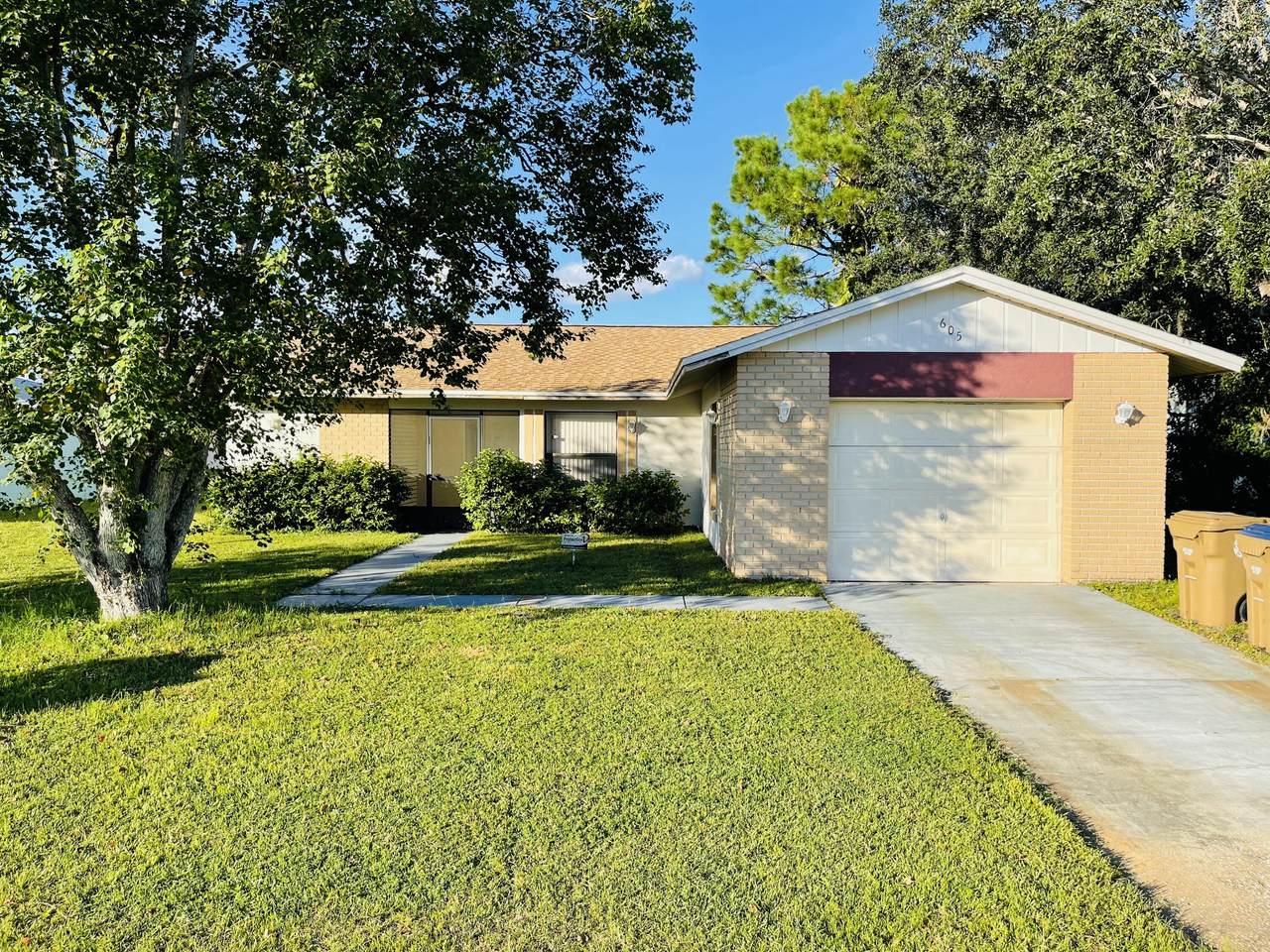605 Heraldo Court - Photo 1