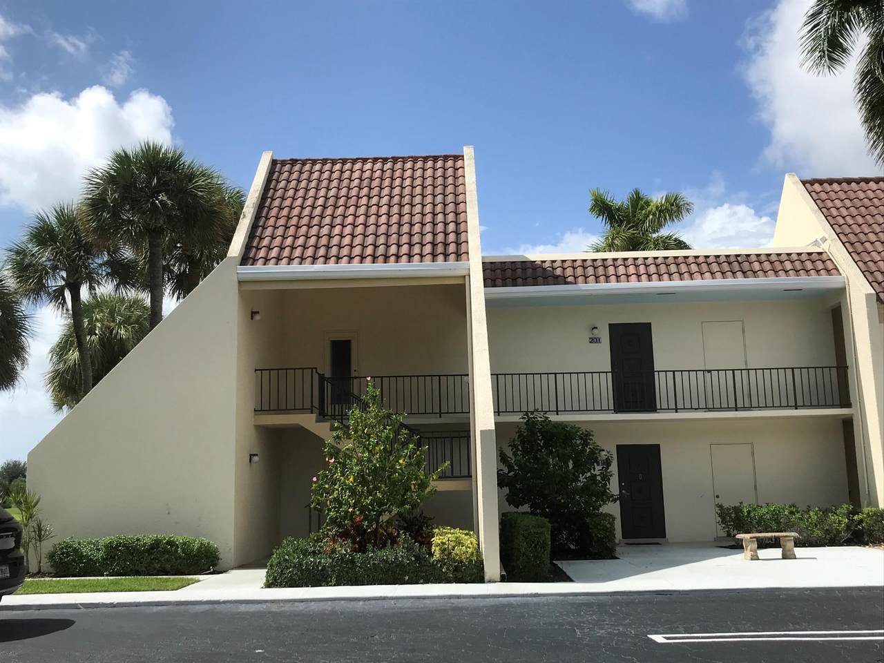 1705 Presidential B101 Way - Photo 1