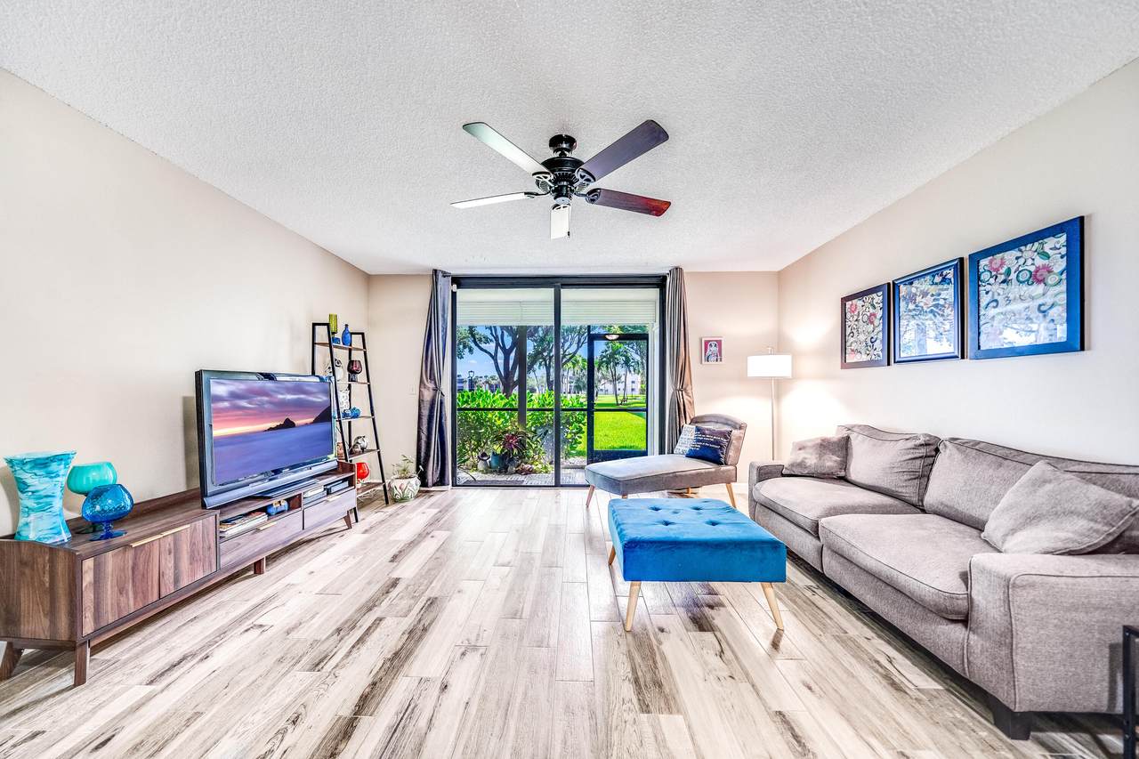 5280 Las Verdes Circle - Photo 1