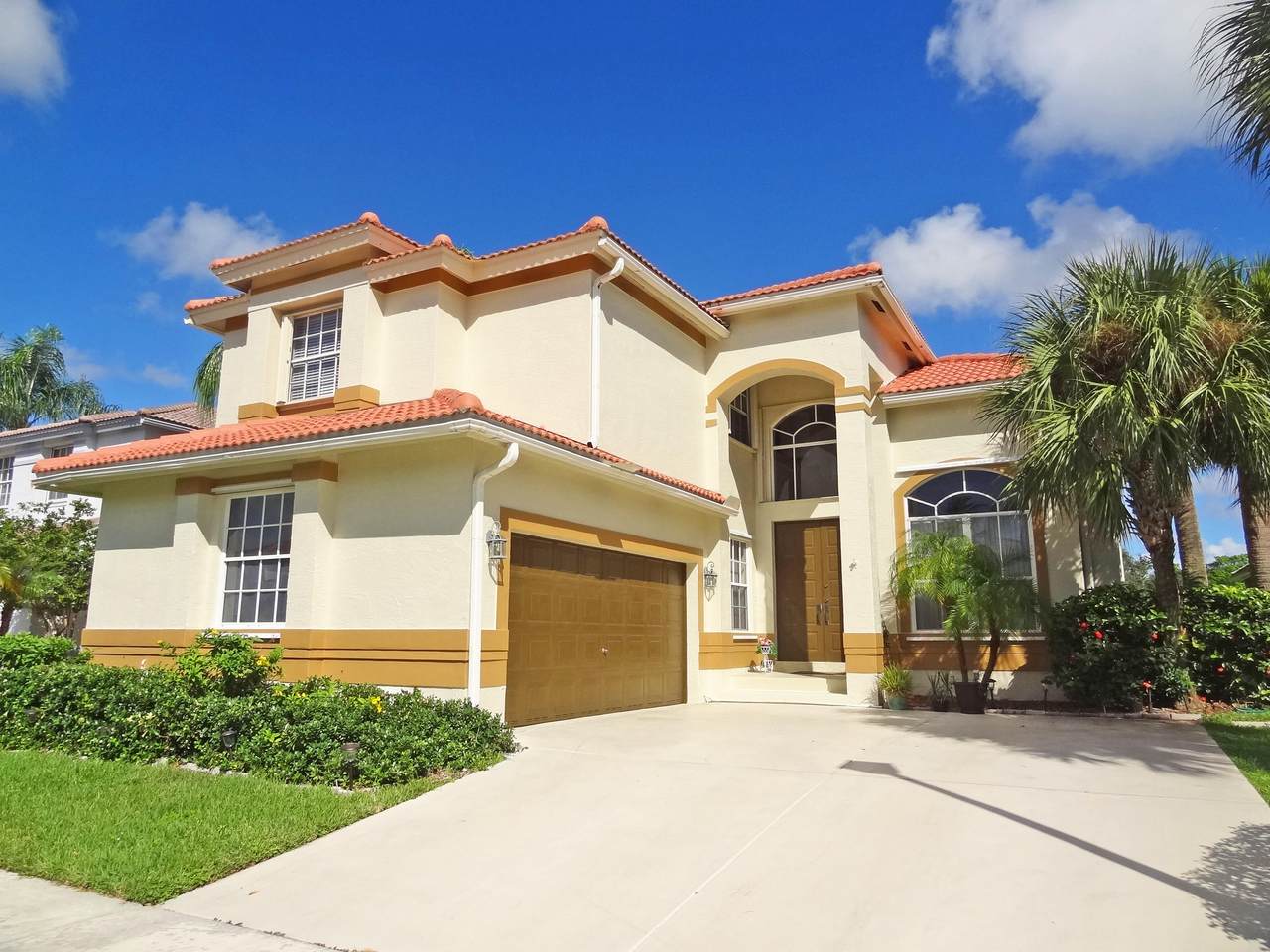 11041 Harbour Springs Circle - Photo 1