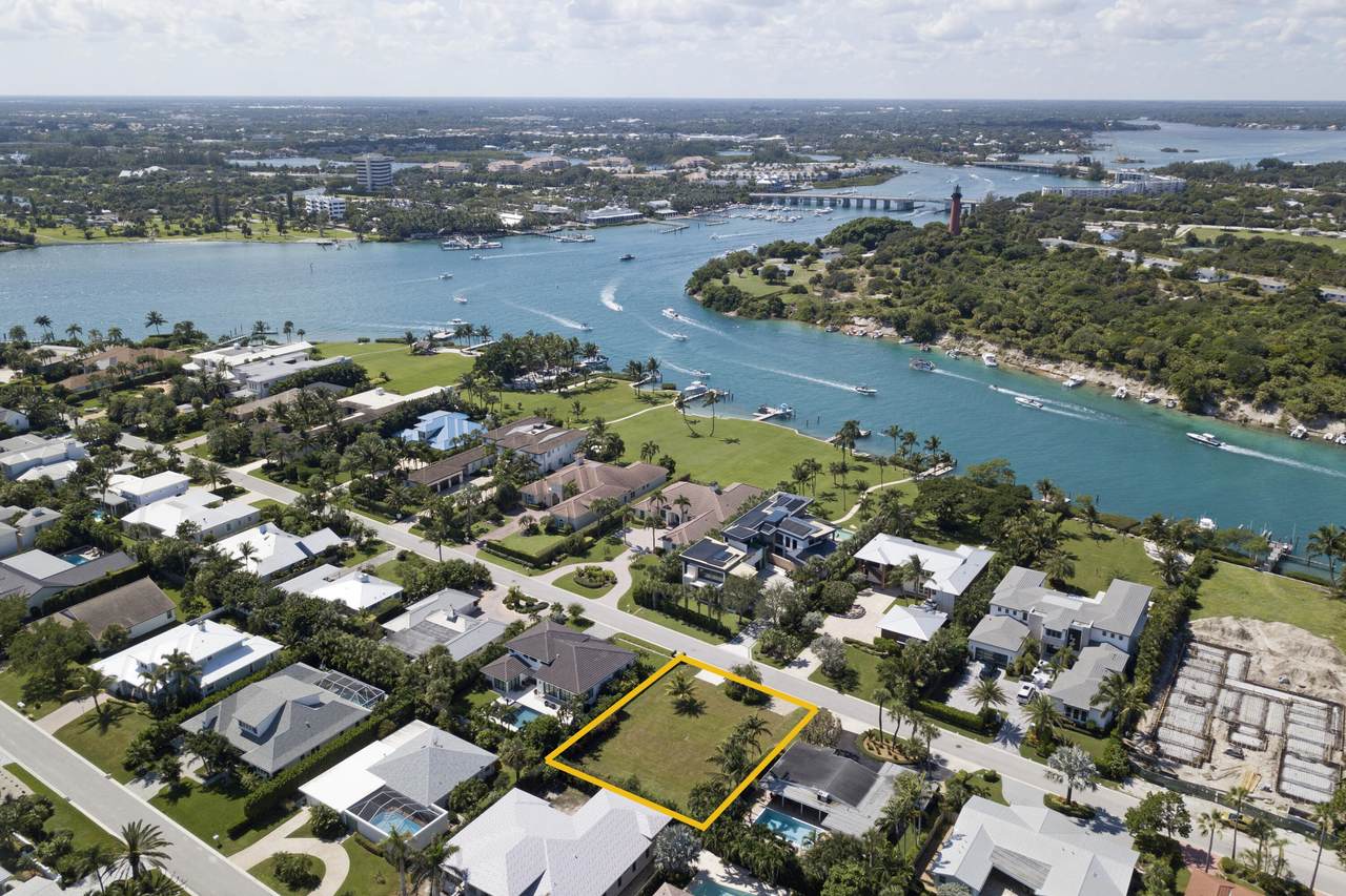 115 Lighthouse Drive - Photo 1