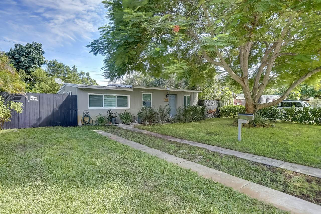 716 4th Avenue - Photo 1