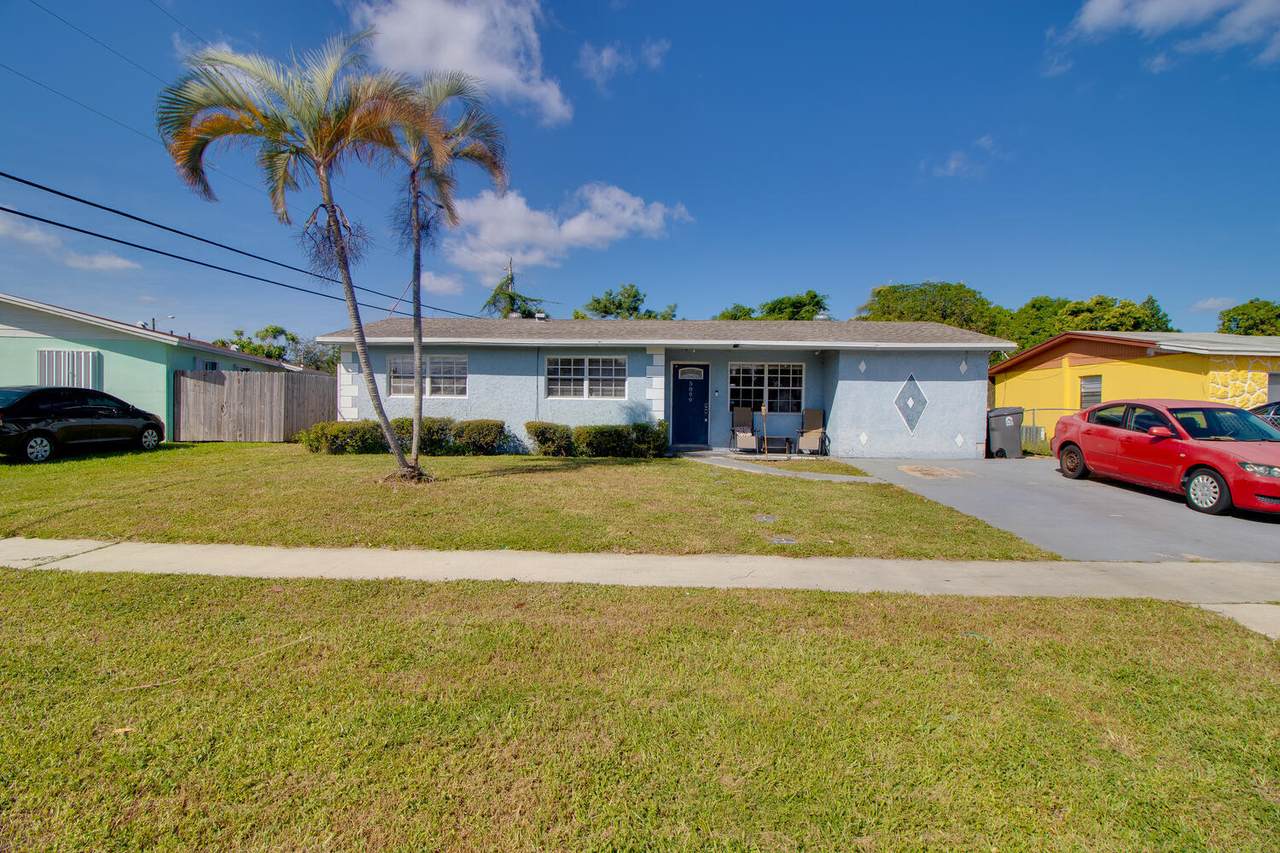 5899 Barbados Way - Photo 1