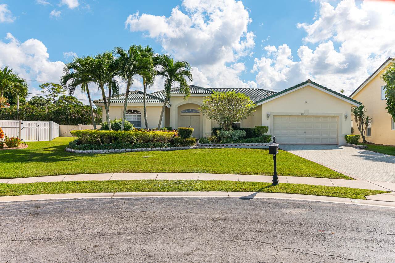 3748 Cypress Lake Drive - Photo 1