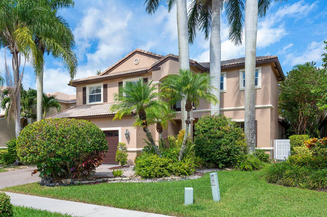 11151 Sea Grass Circle - Photo 1
