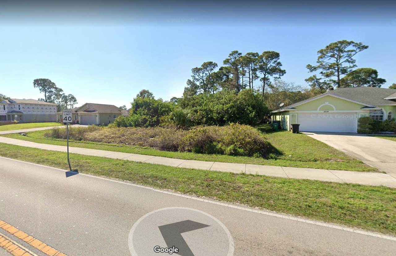 2542 Savona Boulevard - Photo 1