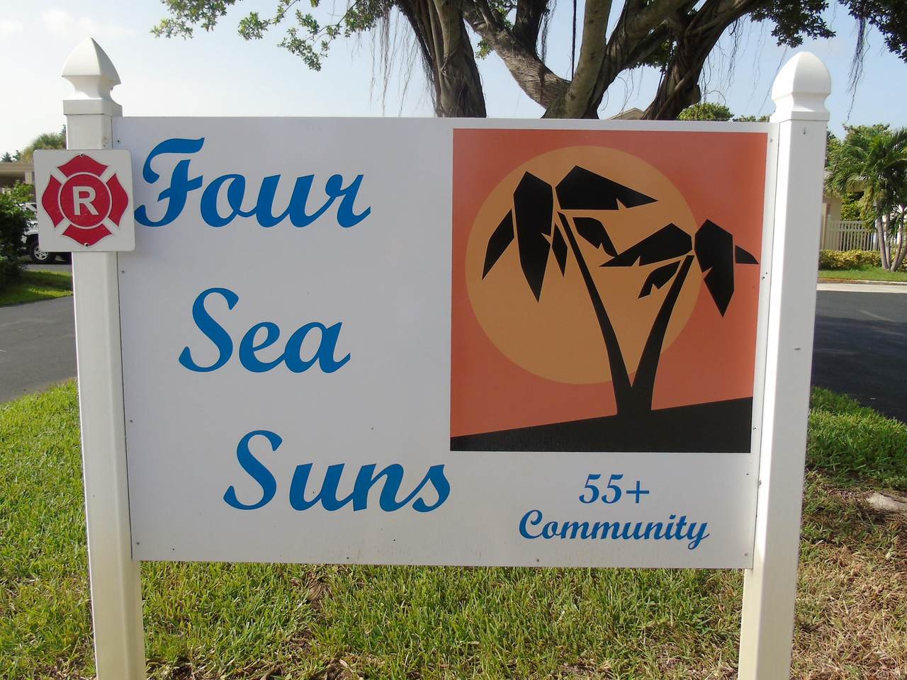 309 Circle Drive - Photo 1