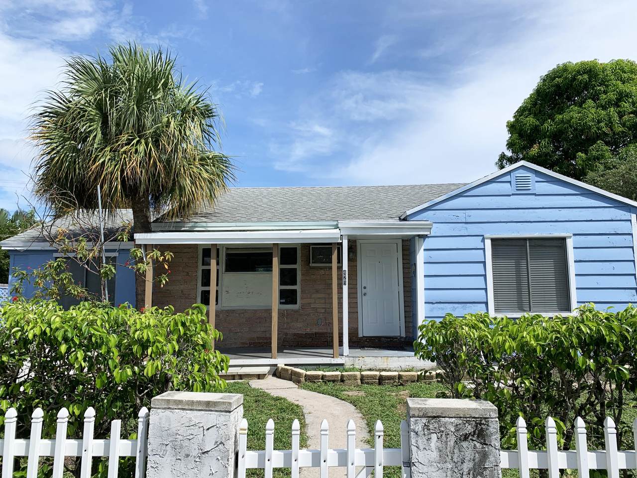 429 56th Street - Photo 1