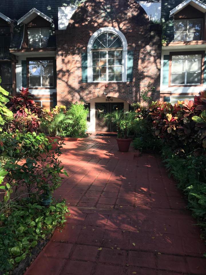 3670 Inverrary Drive - Photo 1