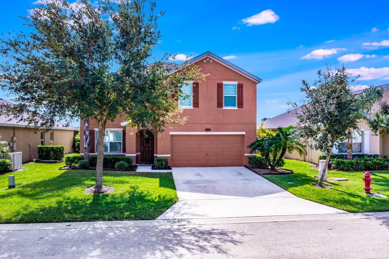 1566 Lexington Square Square - Photo 1