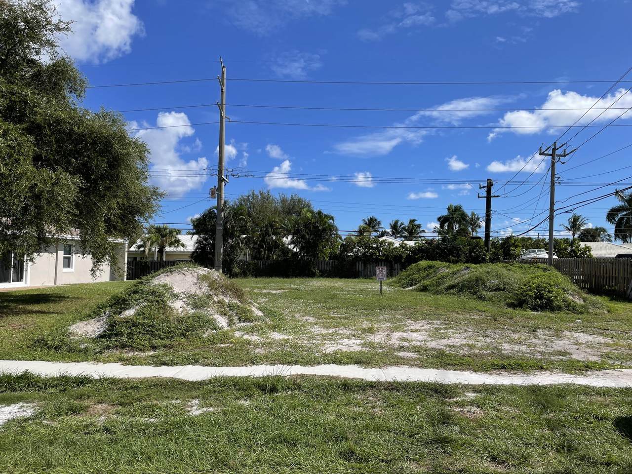 808 Sw 9th Avenue - Photo 1