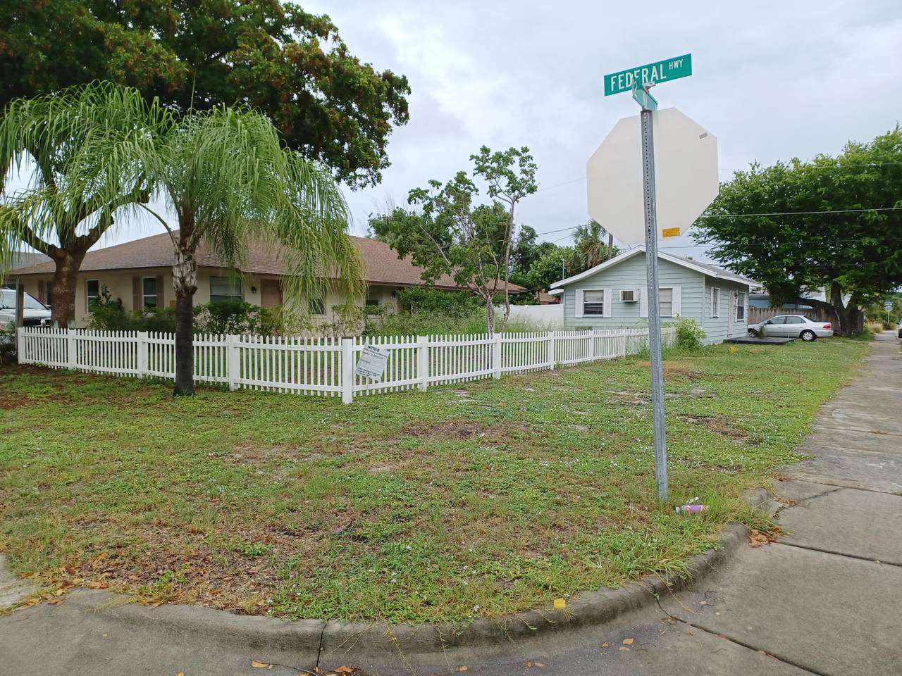 312 12th Avenue - Photo 1